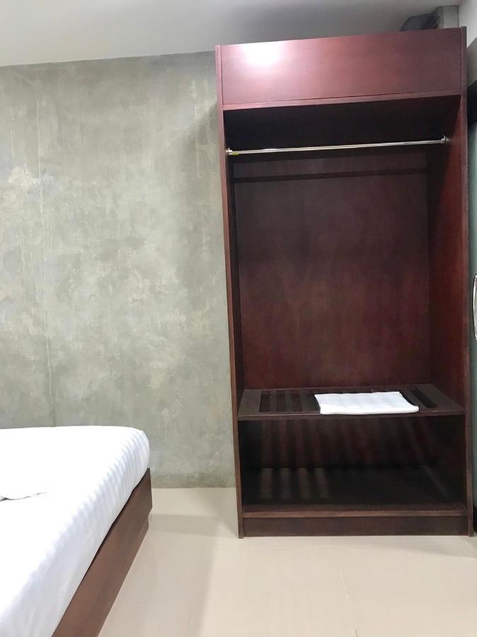 Easy Loft Hostel Phuket Luaran gambar